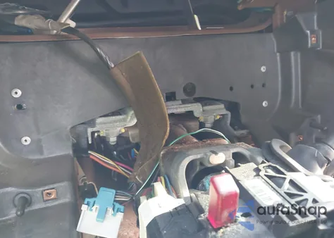 2002 GMC Yukon Xl 1500 Slt из США, поврежденный, VIN 1GKEC16Z52J175399